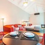 Flh Viola Market Apartment
